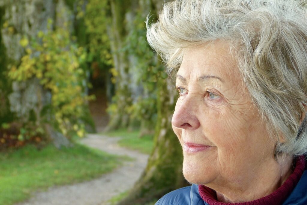 Managing Age-Related Forgetfulness in Seniors: Strategies and Insights