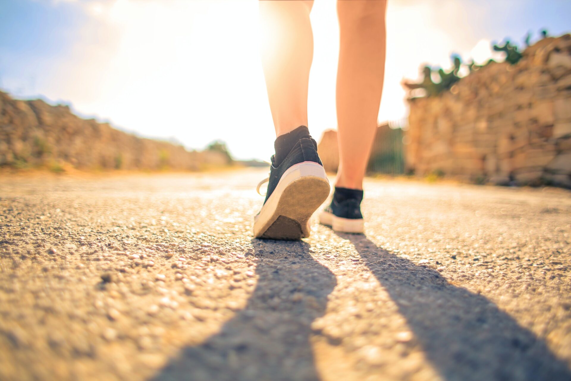 Walking into Wellness: The 10000 Steps a Day Resolution