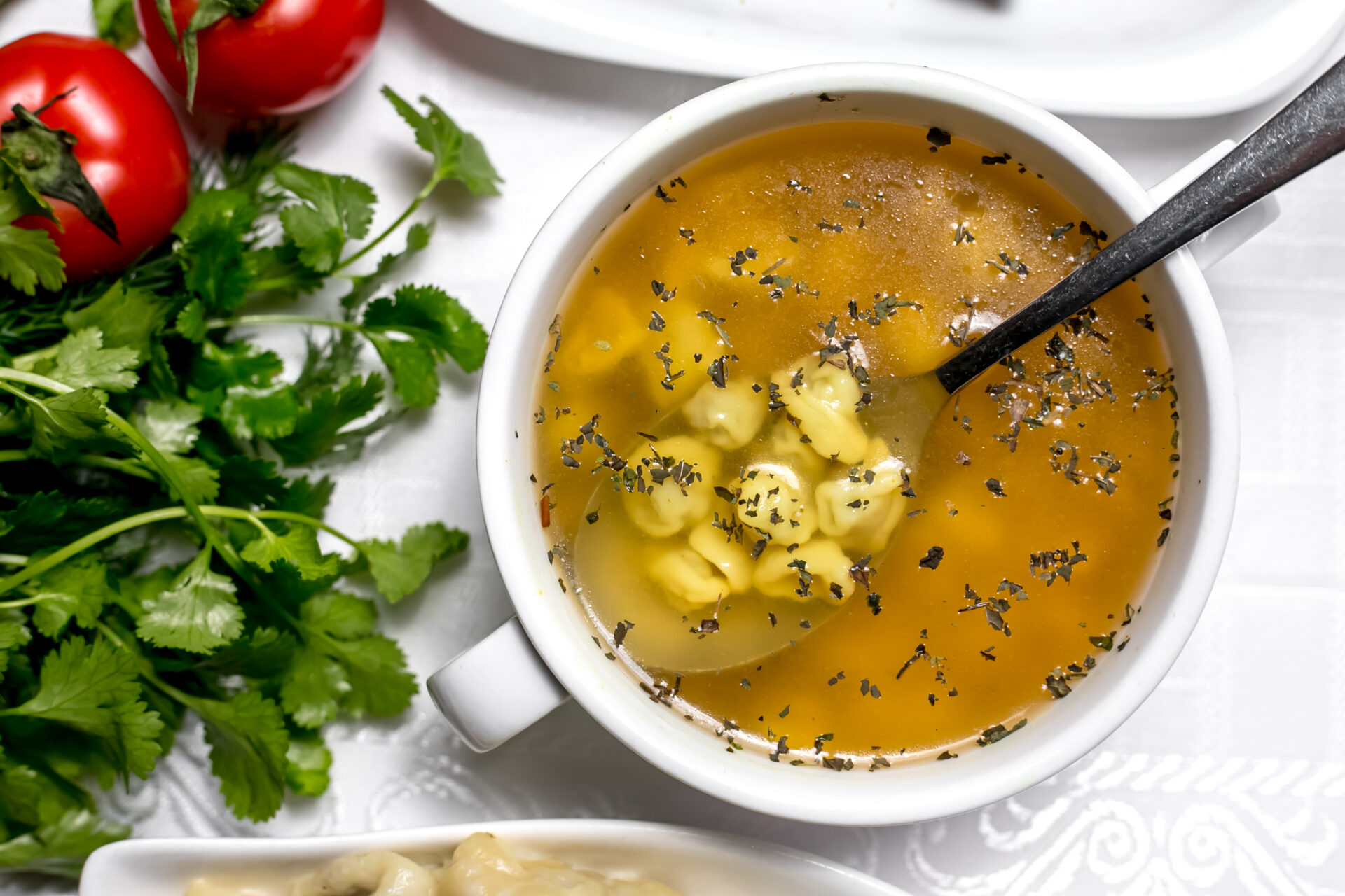 5 Lesser-Known Benefits of Bone Broth